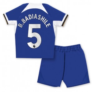 Chelsea Benoit Badiashile #5 Hemmatröja Barn 2023-24 Kortärmad (+ Korta byxor)
