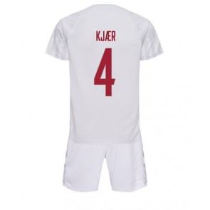 Danmark Simon Kjaer #4 Bortatröja Barn VM 2022 Kortärmad (+ Korta byxor)