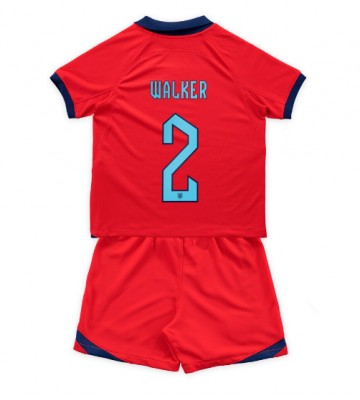 England Kyle Walker #2 Bortatröja Barn VM 2022 Kortärmad (+ Korta byxor)