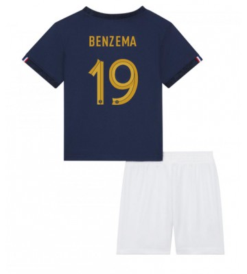 Frankrike Karim Benzema #19 Hemmatröja Barn VM 2022 Kortärmad (+ Korta byxor)